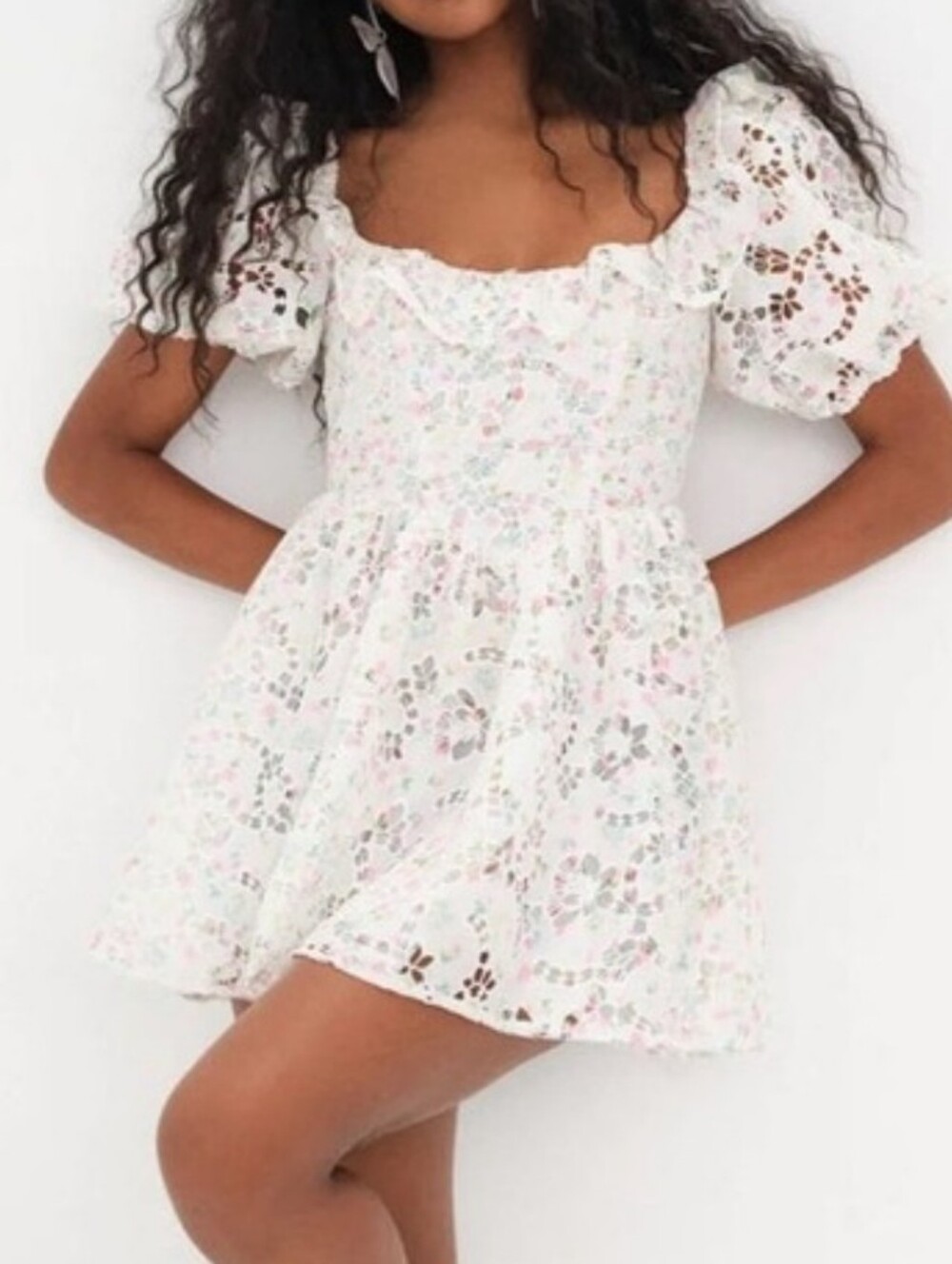 New For Love & Lemons Magnolia Mini Dress tltextured White Floral Size Medium